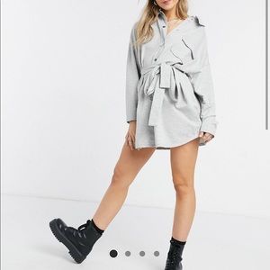 Long sleeve belted shirt dress with snaps in gray